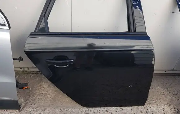 Audi A3 S3 8V Rear door