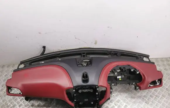 Maserati Ghibli Dashboard 