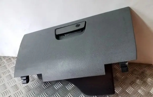 Jeep Grand Cherokee (WK) Glove box 5JY801D5AG