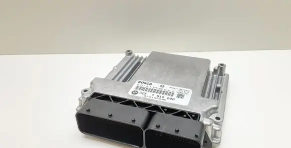 BMW 1 E81 E87 Engine control unit/module 7810000 0281015075