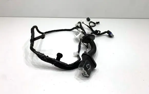 Nissan Qashqai J12 Rear door wiring loom