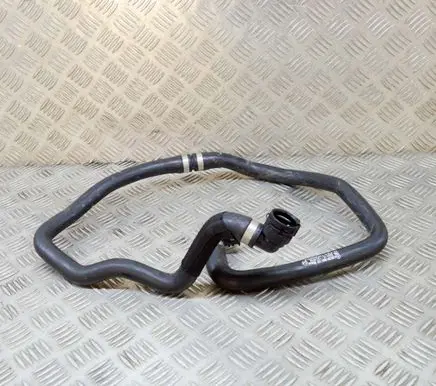 Mercedes-Benz C W205 Engine coolant pipe/hose A2055018984