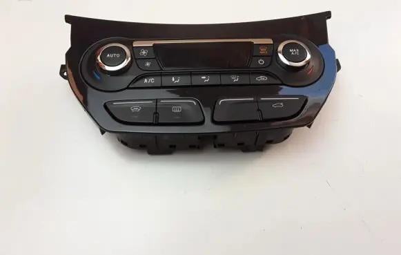 Ford Kuga II Air conditioner control unit module DV4T18C612AC