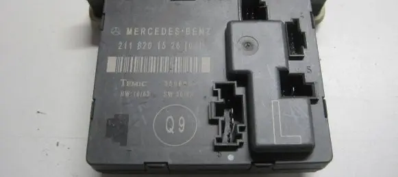 Mercedes-Benz E W211 Door control unit/module A2118201526