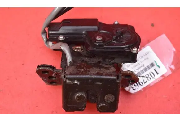 Toyota Avensis Verso Tailgate/trunk/boot lock/catch/latch 