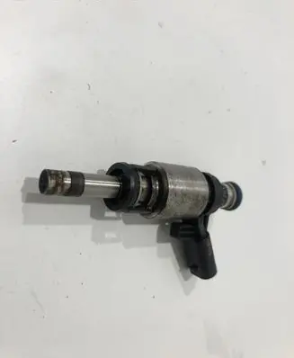 Audi Q5 SQ5 Fuel injector 06H906036G