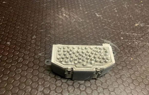 Skoda Yeti (5L) Heater blower motor/fan resistor 3C0907521F 997164W CZ2468105384