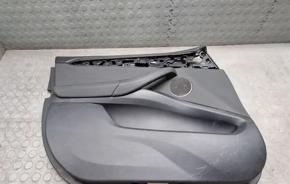 BMW X3 G01 Front door card panel trim 7410281 7410285