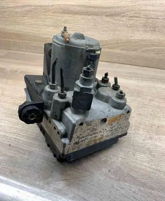 BMW 5 E39 ABS Pump 0265217000 0130108061