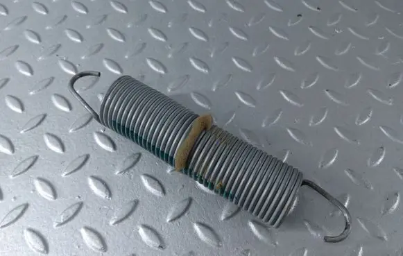 Cadillac XTS Tailgate/trunk/boot tension spring 84350759 20919297 22999288