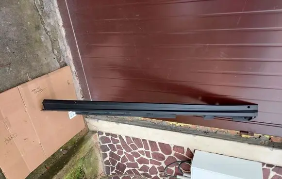 Toyota RAV 4 (XA50) Side skirt front trim 7586042030