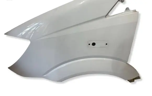 Mercedes-Benz Sprinter W906 Fender 