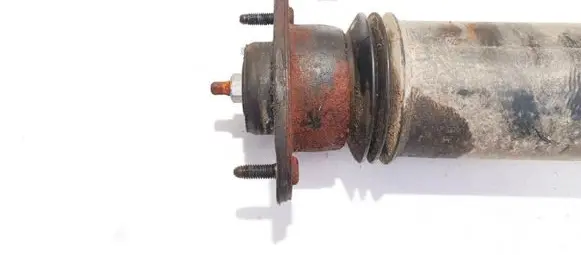 Cadillac CTS Coil spring mount 