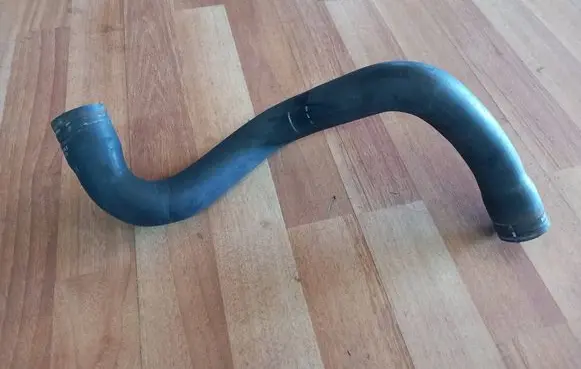 Opel Vectra C Engine coolant pipe/hose 13119222 6336095
