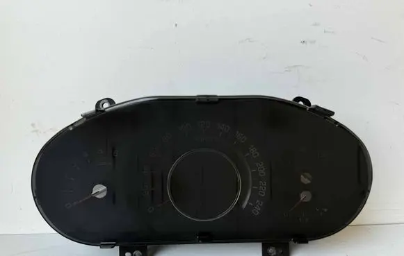 KIA Sportage Speedometer (instrument cluster) 940133U516 940133U576