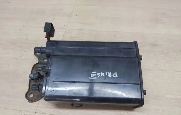 Toyota Prius (XW30) ABS wheel speed sensor 77740-47060