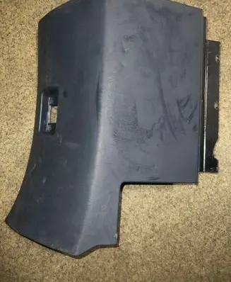Glove box