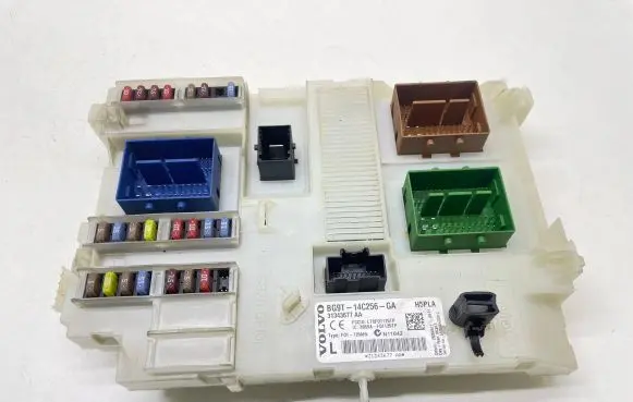 Volvo XC60 Fuse module 31343677AA BG9T14C256GA 3659AF01125TP