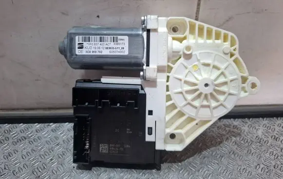 Seat Leon (1P) Front door electric window regulator 1P0837402AC