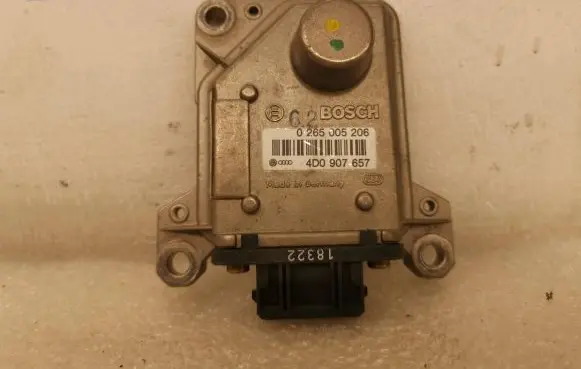 Audi A8 S8 D2 4D ESP acceleration yaw rate sensor 4D0907657 0265005206