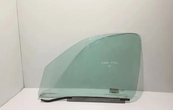 Renault Kangoo I Front door window glass four-door 7701470545