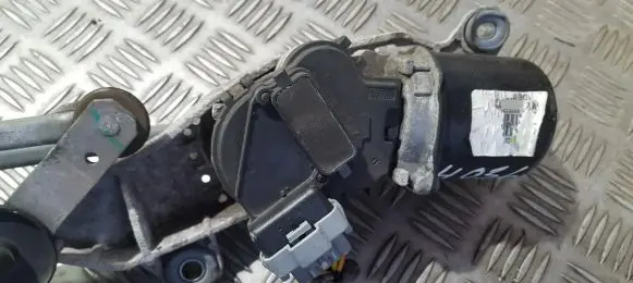 Nissan Qashqai Wiper motor