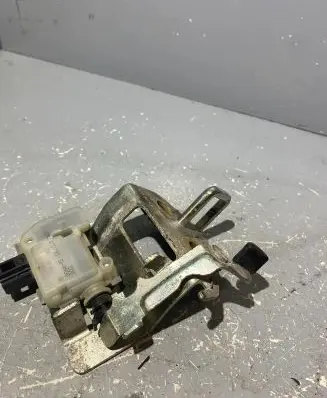 Skoda Octavia Mk2 (1Z) Central locking motor 1Z9827511C