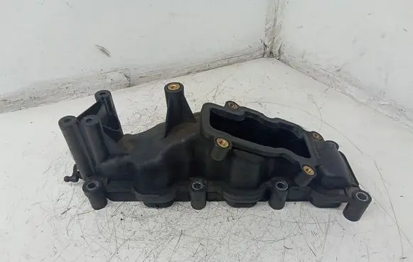 Audi Q7 4L Intake manifold 059129711CG
