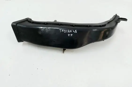 Porsche Taycan 9J1 Brake cooling air channel/duct 9J1807010