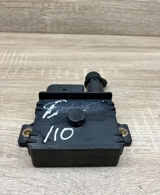BMW 3 E46 Glow plug pre-heat relay 778682103 0522120101