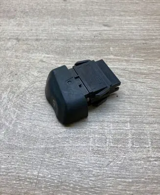 Renault Megane I Central locking switch button 841242B