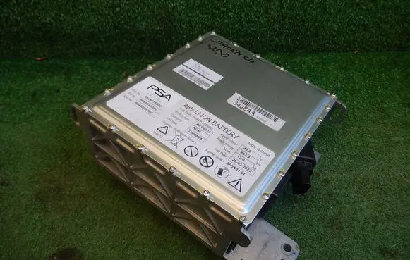 Citroen C4 III e-C4 Car battery 9849418580
