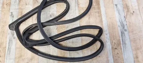 Ford Ranger Rubber seal rear door 