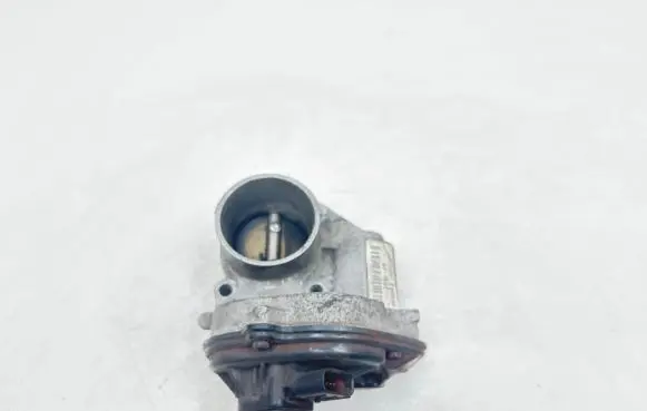 Ford Focus Throttle valve 2S6UEB 0639739R 0612042