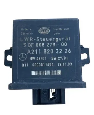 Mercedes-Benz E W211 Light module LCM 5DF00827800 0000811656 A2118203226