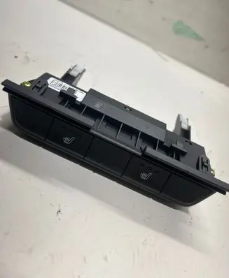 KIA Sportage Seat heating switch 93300D9000WK 20161017 4A92001000