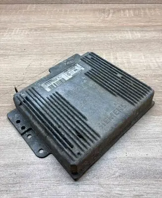 Renault Scenic I Engine control unit/module ECU HOM7700870794 S103750016