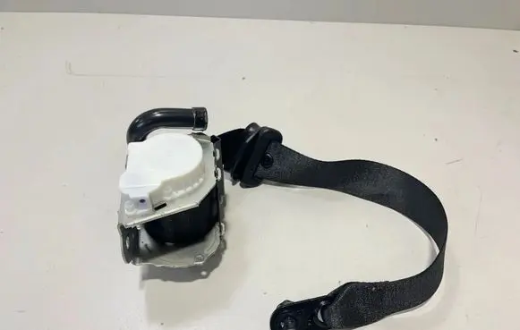 BMW X6 G06 Rear seatbelt 8495456