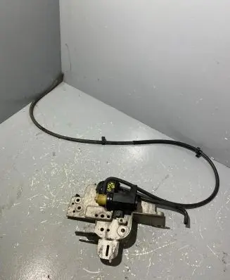 Volvo XC60 Turbo solenoid valve 31293964 70232502 31293427