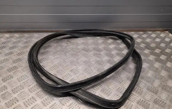 Audi A4 S4 B9 Trunk rubber seal (body) 8W5827705D