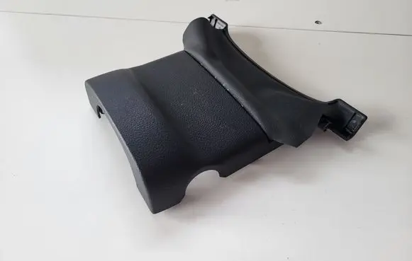 Volkswagen Tiguan Steering wheel column trim