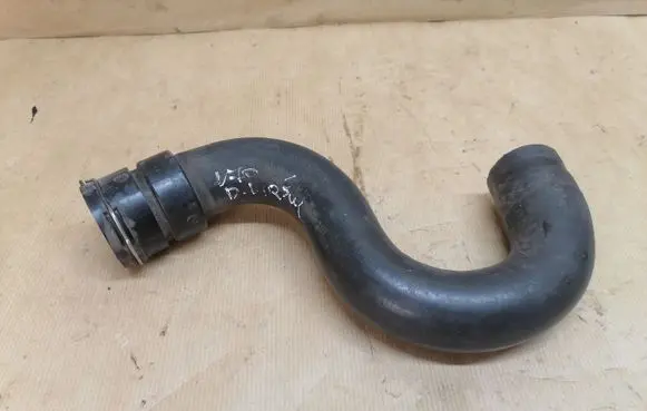 Volvo V70 Engine coolant pipe/hose 6G918260JB