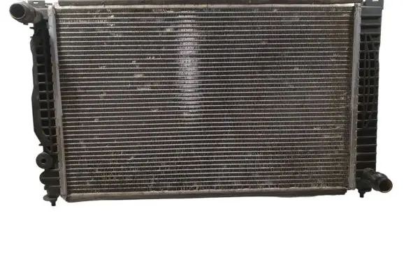 Volkswagen PASSAT B5.5 Coolant radiator