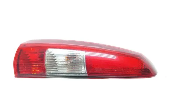 Volvo V70 Rear/tail lights 9154493
