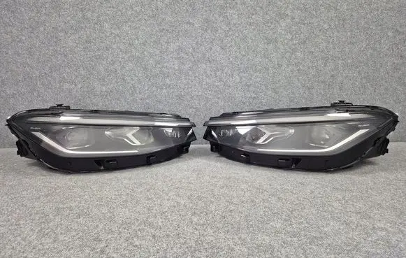 Audi A4 S4 B9 Headlights/headlamps set 3J1941077