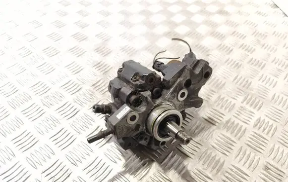 Hyundai i20 (PB PBT) Fuel injection high pressure pump 28277574 0467401GER 331002A710