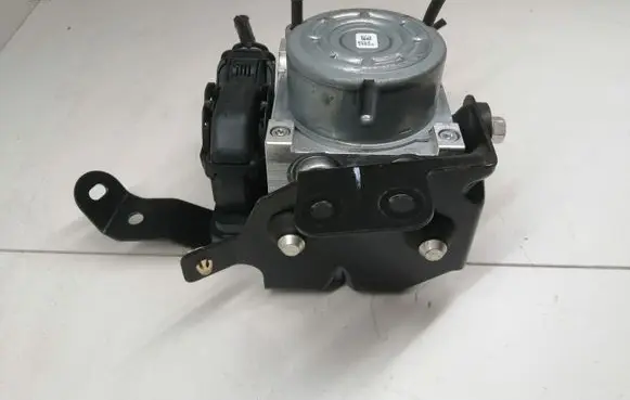 Mitsubishi ASX ABS Pump 4670B262 06210235354 ESCECO8C12