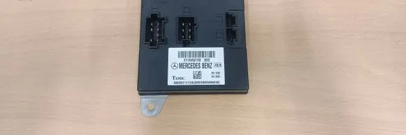 Mercedes-Benz E W211 Comfort/convenience module 2115452132