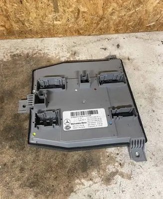 Mercedes-Benz E W213 Comfort/convenience module A2139003711 5DK01077608 A2139014203