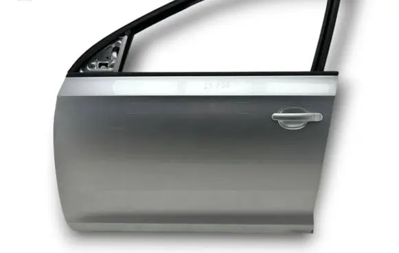 Seat Toledo IV (NH) Front door 5JA831311
